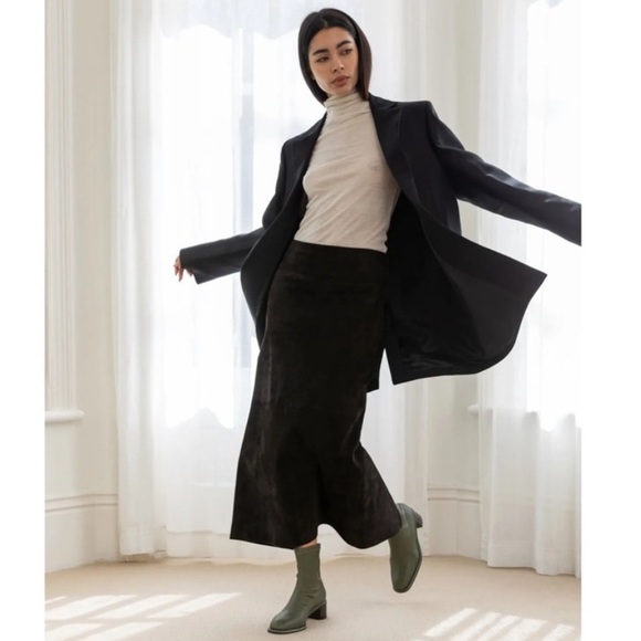 Dear Frances Iris Boot • Ankle Sock Bootie • Moss Green Suede • 37.5 7.5 • $700 - Picture 4 of 9